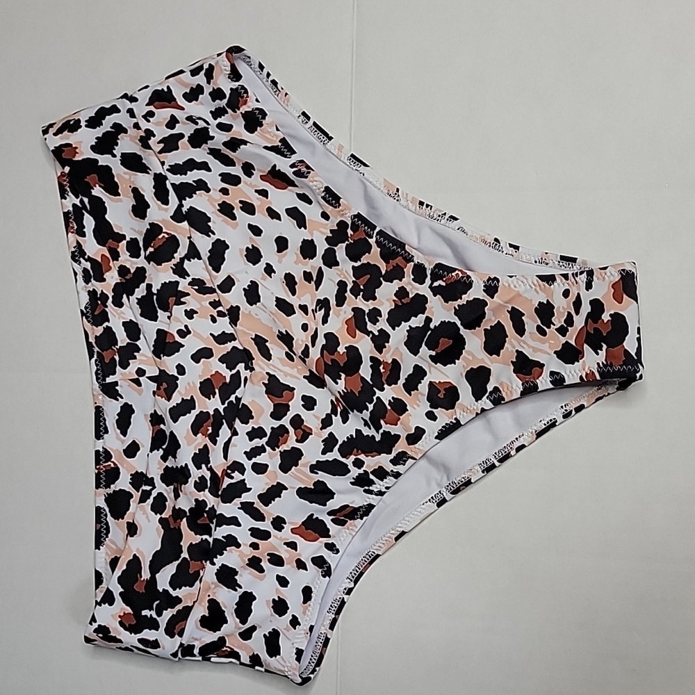 Women's cheetah bikini bottom